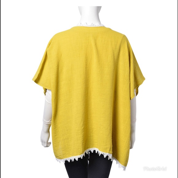 Lime Green Bamboo Cotton Lace Border Kimono - Picture 2 of 4